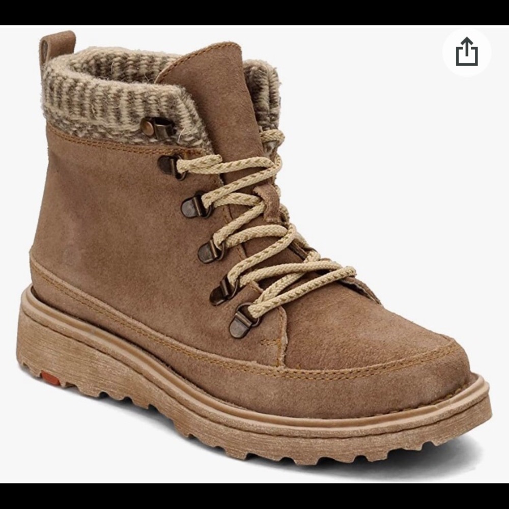 NEW Born Orlene Boots